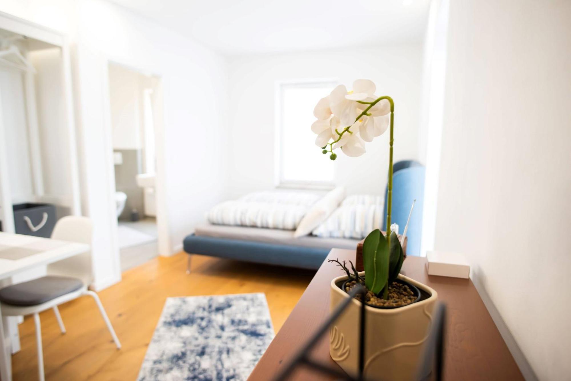 Zentral Gelegenes Apartment Augsburg Bagian luar foto