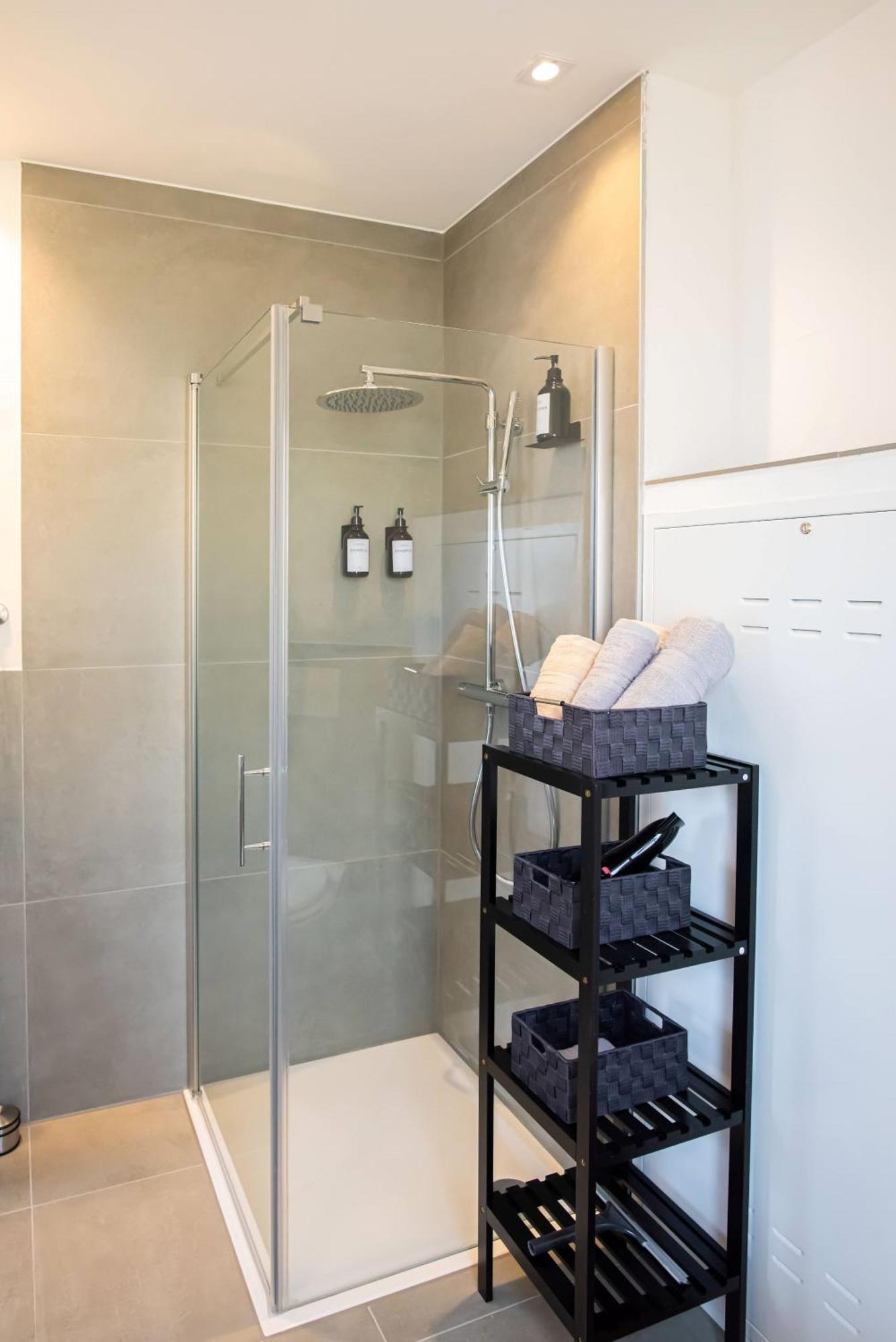 Zentral Gelegenes Apartment Augsburg Bagian luar foto